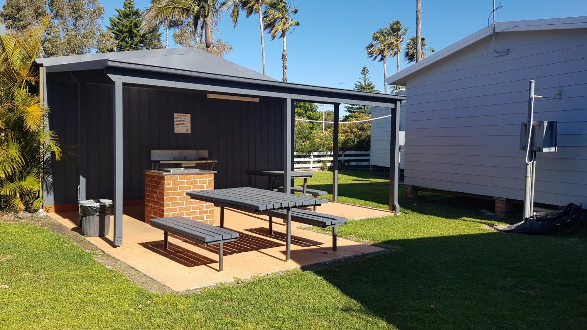 Surfrider Caravan Park Barrack Point Buitenkant foto